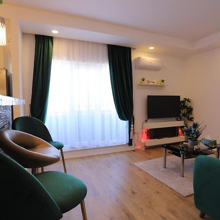 Apartament Beauty Smarald By Cosmopolis Stefanestii de Jos Εξωτερικό φωτογραφία