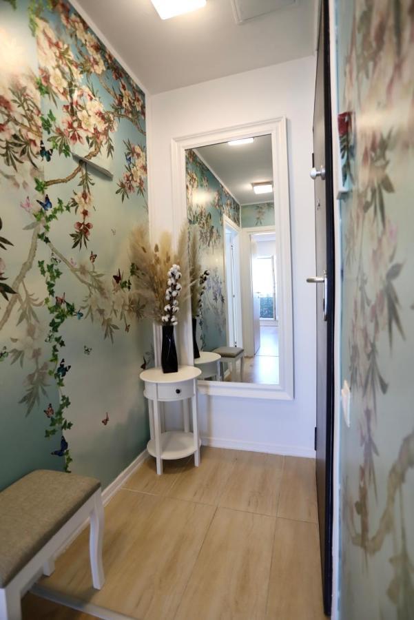Apartament Beauty Smarald By Cosmopolis Stefanestii de Jos Εξωτερικό φωτογραφία